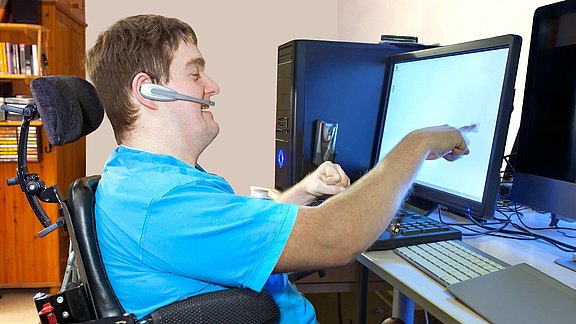 Bild Assitierende Technologie - Bedienung PC